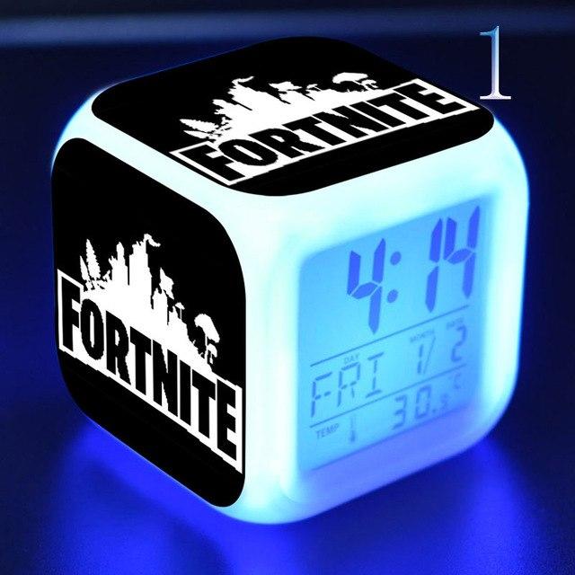 Super Mario  LED Alarm Thermometer Dice Clock - nintendo-core