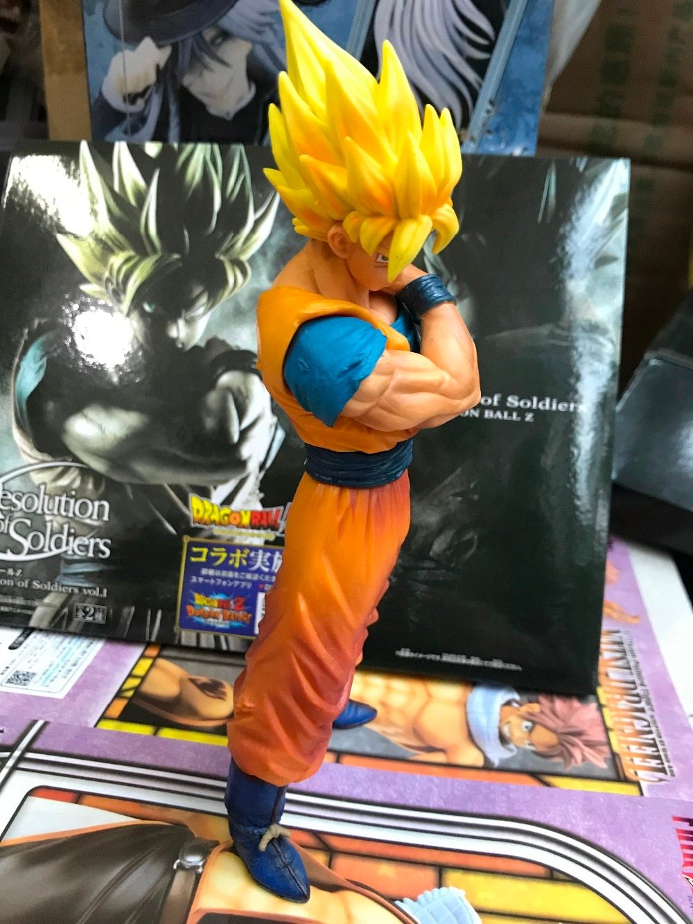 Goku Super Saiyan Figurine - nintendo-core