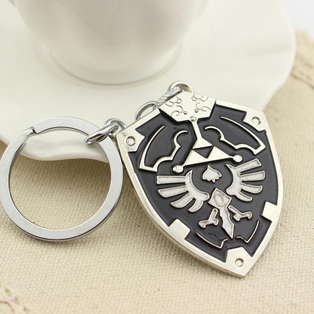 Legend of Zelda Metal Alloy Shield Keychain - nintendo-core