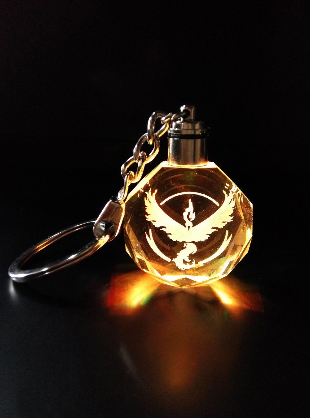 Pokemon Team Valor / Mystic / Instinct LED Keychain / Pendant - nintendo-core