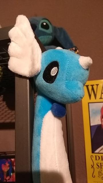 Poseable Dragonair Plush 68cm (27in) - nintendo-core