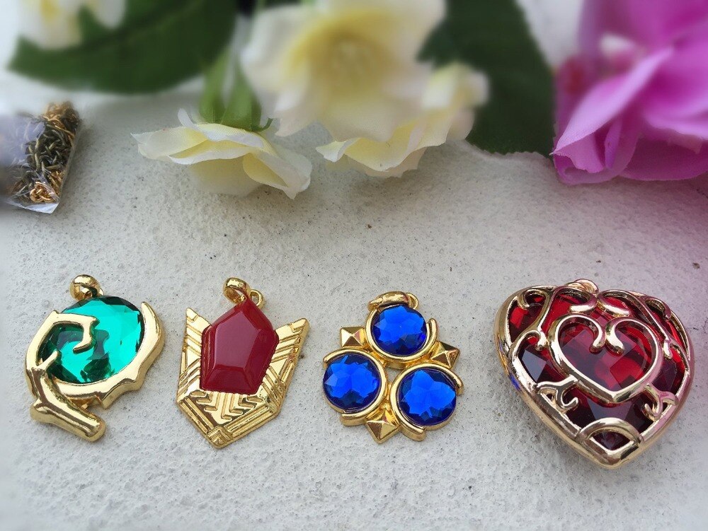 The Legend of Zelda Hylian Shield & Master Sword Keychain / Necklace Set